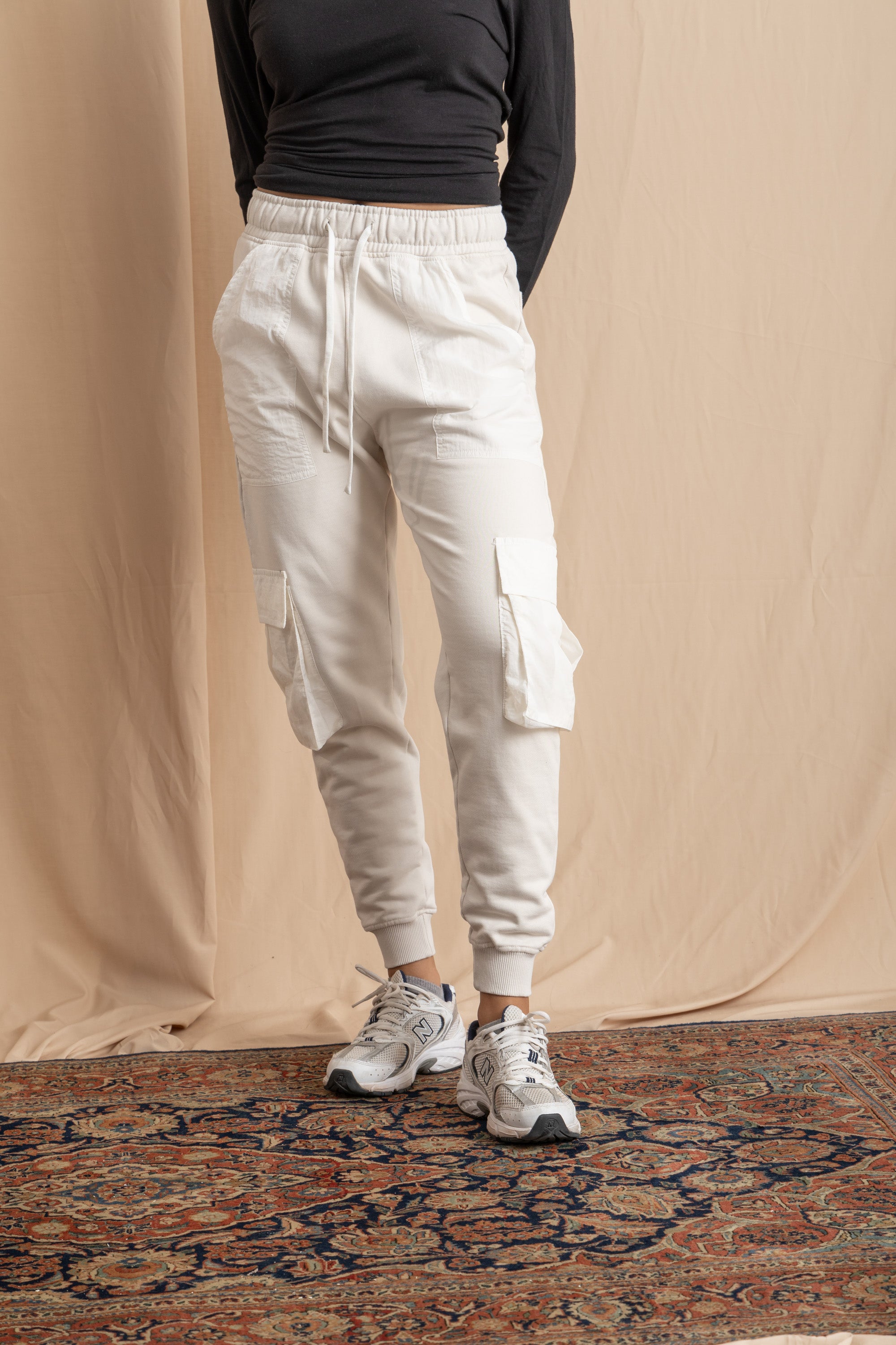 Off white cargo sweatpants sale