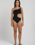 Black Nahla One Piece