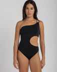 Black Nahla One Piece