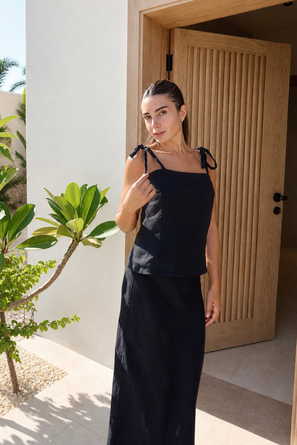 Women Black linen skirt
