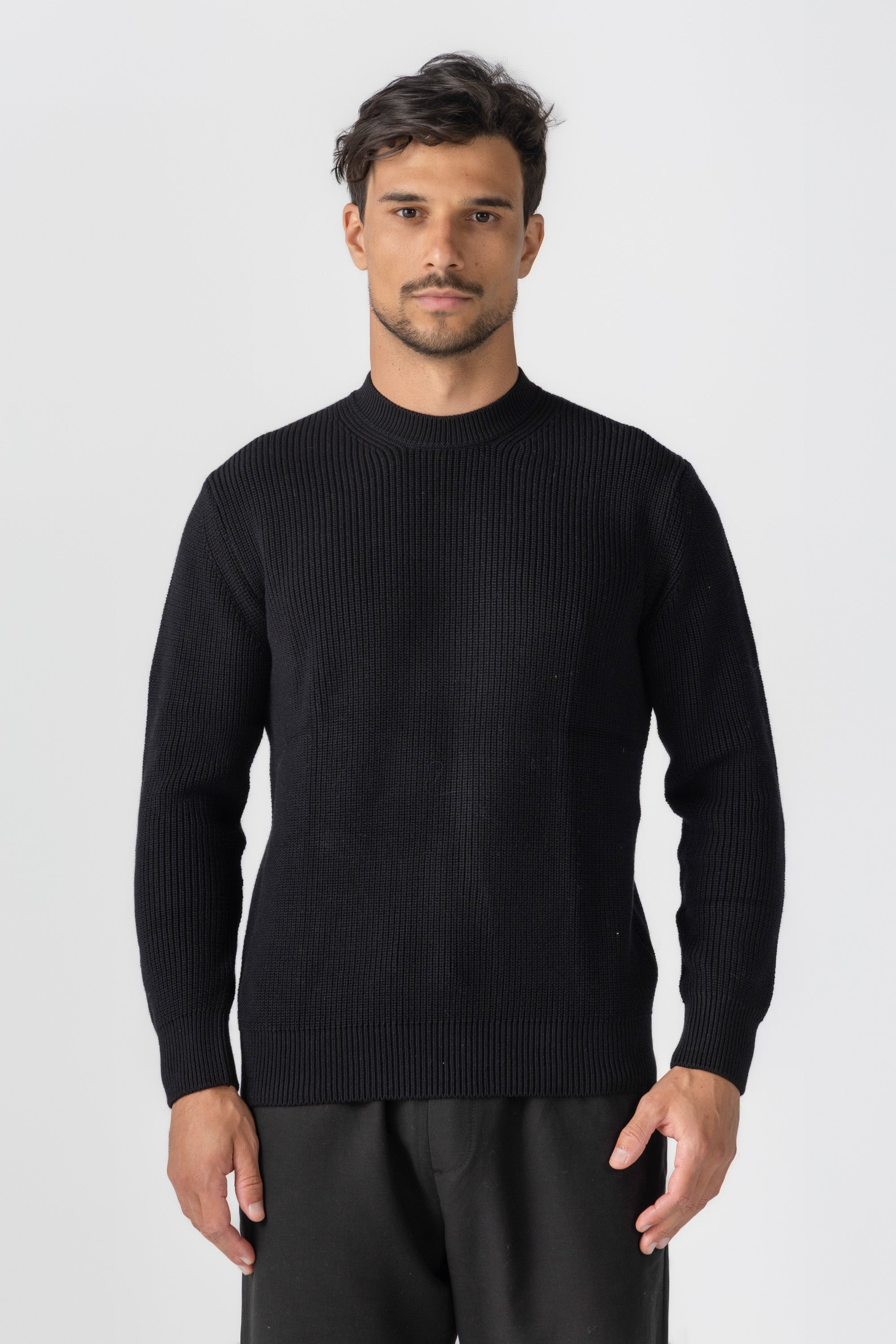Black Knitted Crew Neck Sweater