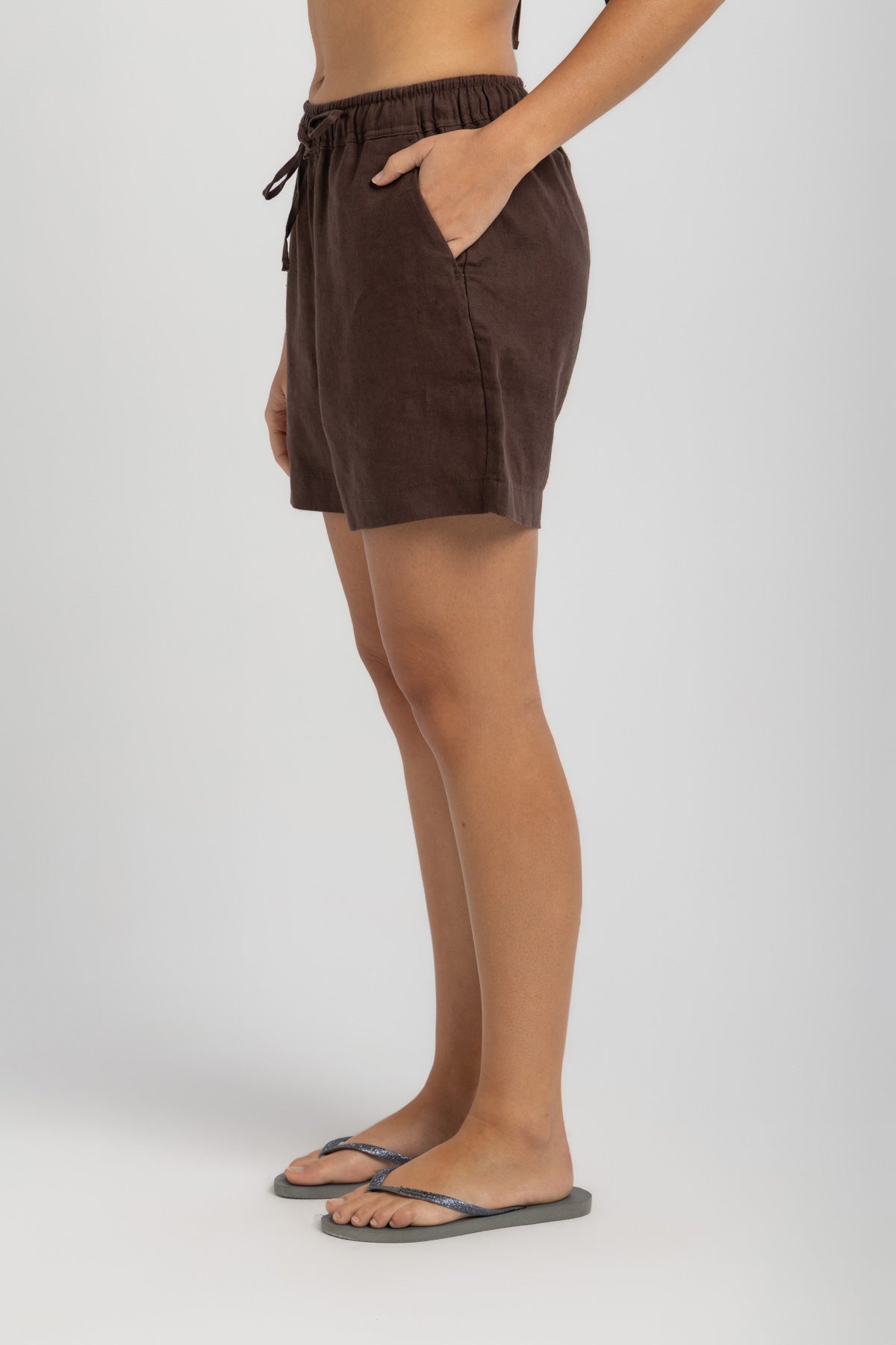 Women's Dark Mocha Linen Shorts